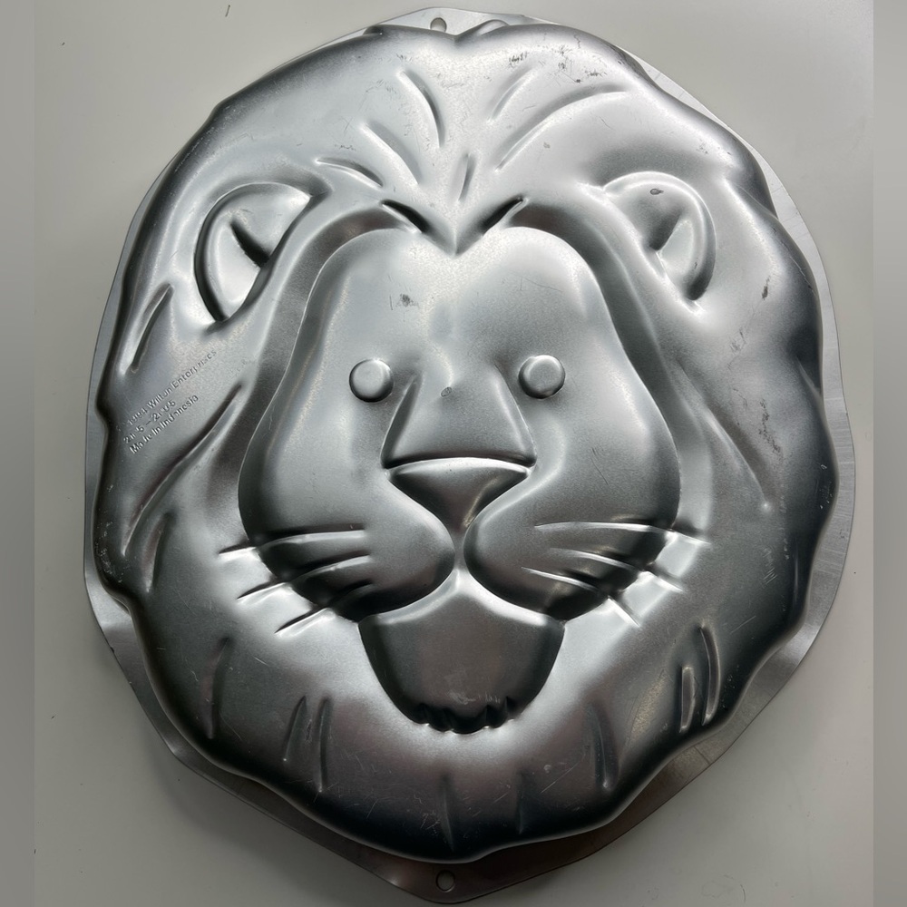 Wilton 1994 Lion Cake Pan